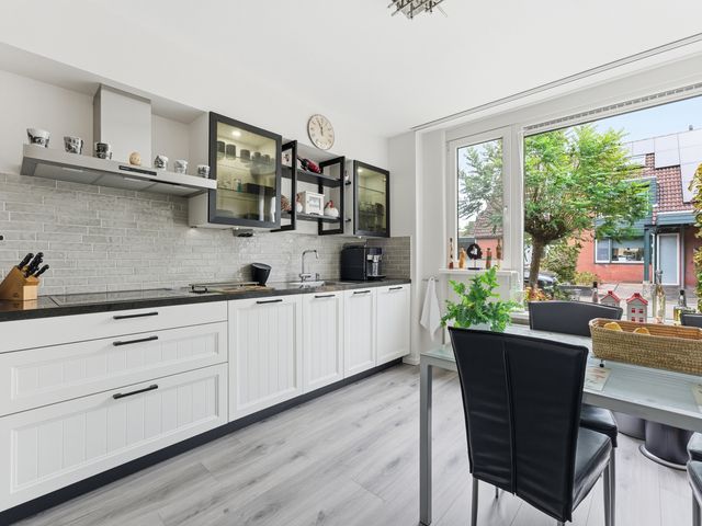 Akkerwinde 14, Alblasserdam