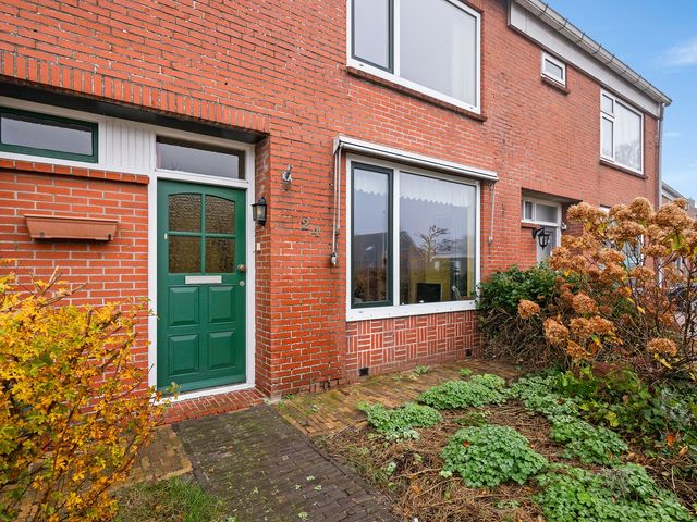 Julianastraat 24, Oldehove