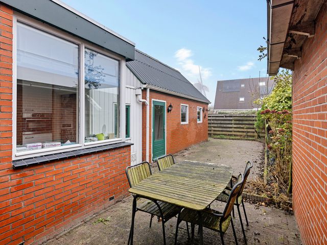 Julianastraat 24, Oldehove