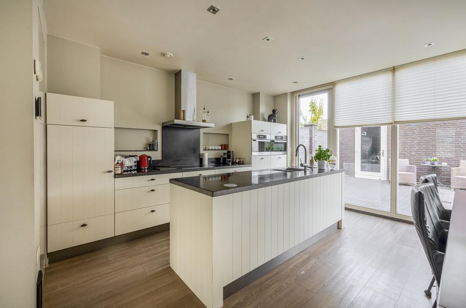 Burgemeester Moorenstraat 2