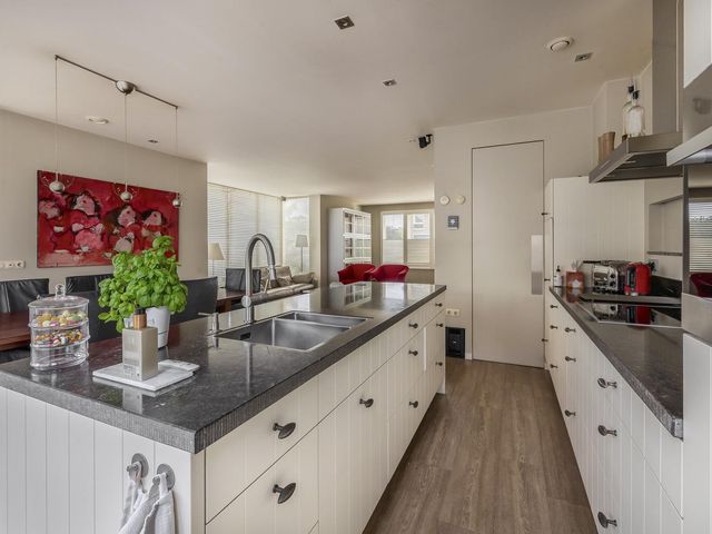 Burgemeester Moorenstraat 2, Reuver