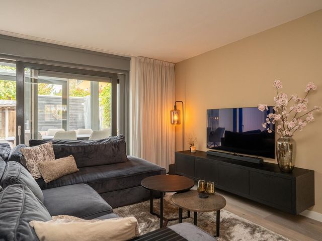 Vogelvlinder 6, Enschede