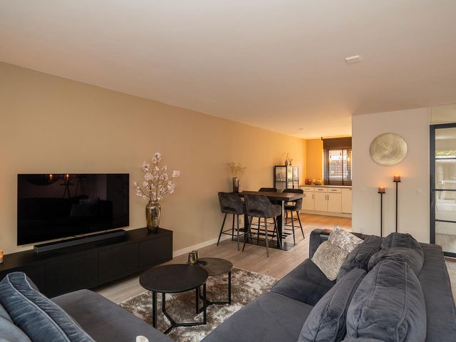 Vogelvlinder 6, Enschede