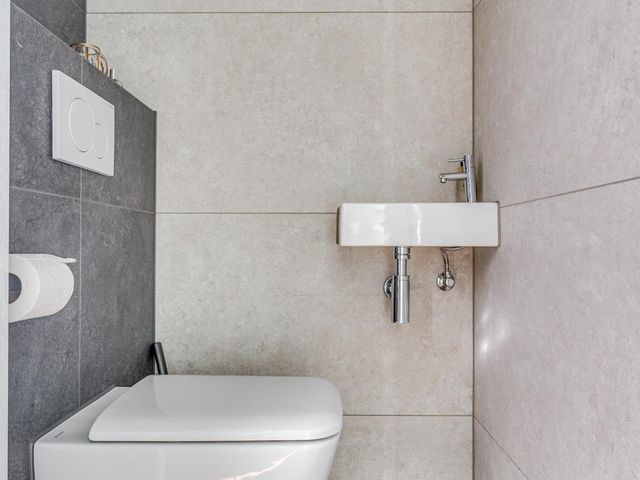 Honingklaver 44, Venlo