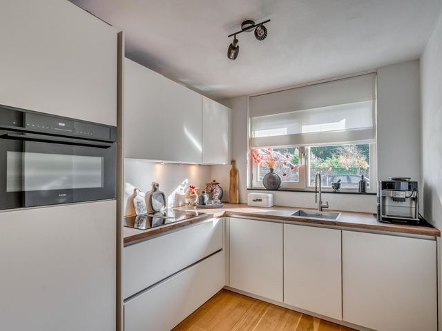 Honingklaver 44, Venlo