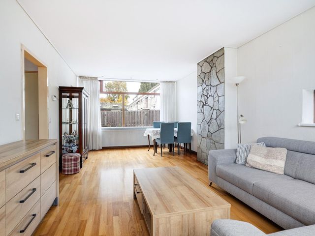 IJsselstraat 10, Barendrecht