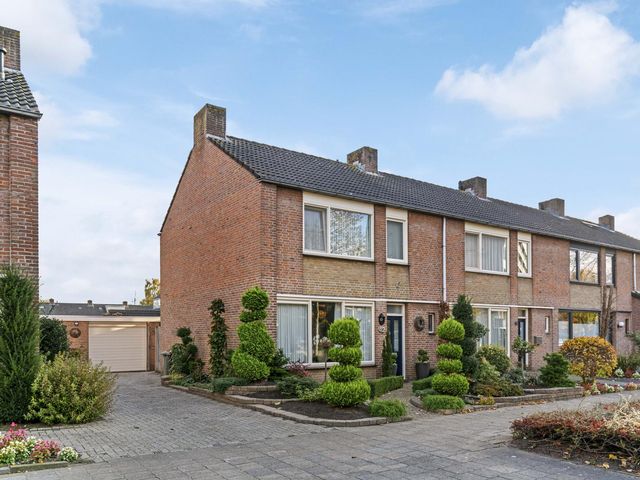 Trompstraat 42, Veghel