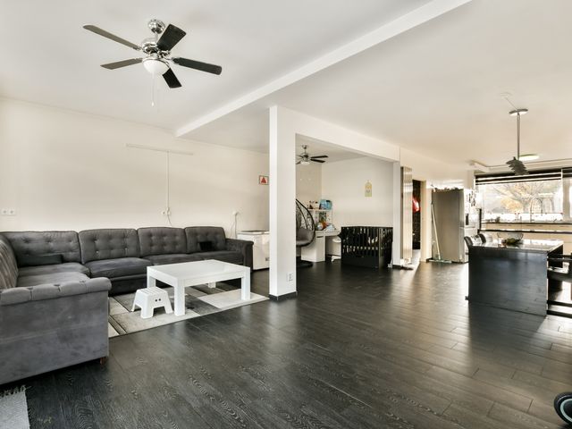 Terneuzenstraat 8, Almere