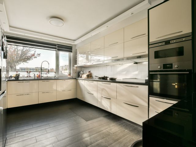 Terneuzenstraat 8, Almere