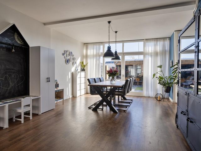 Laan van België 21, Roosendaal