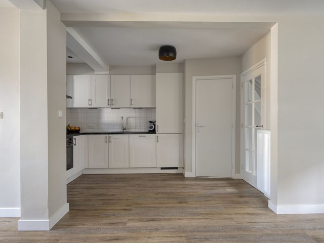 Julianalaan 1, Dodewaard