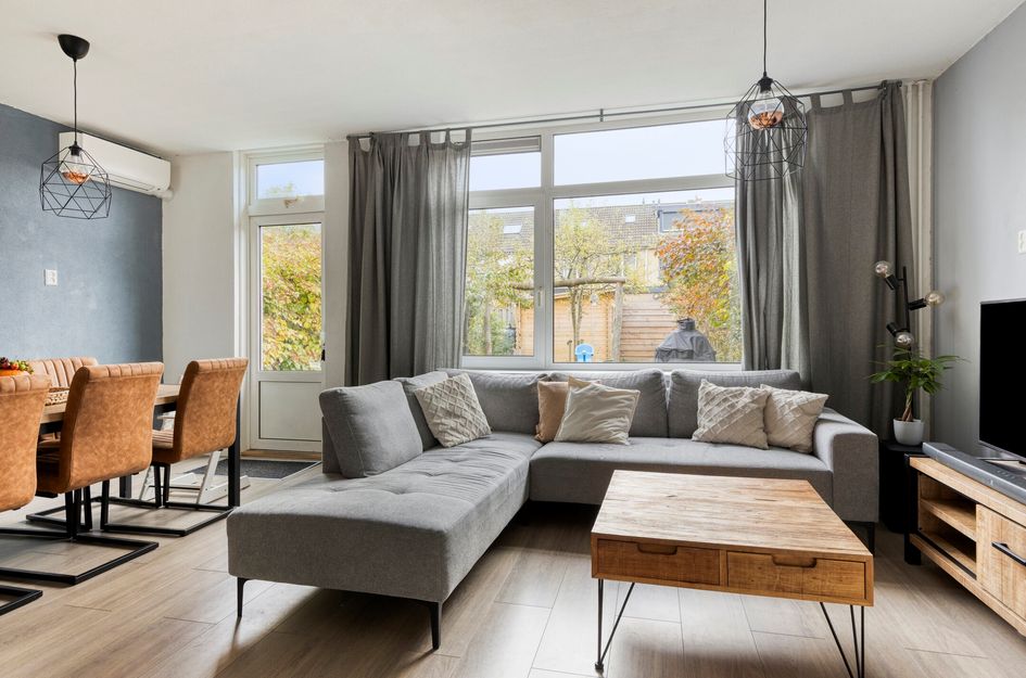 Dokter Bauerstraat 96