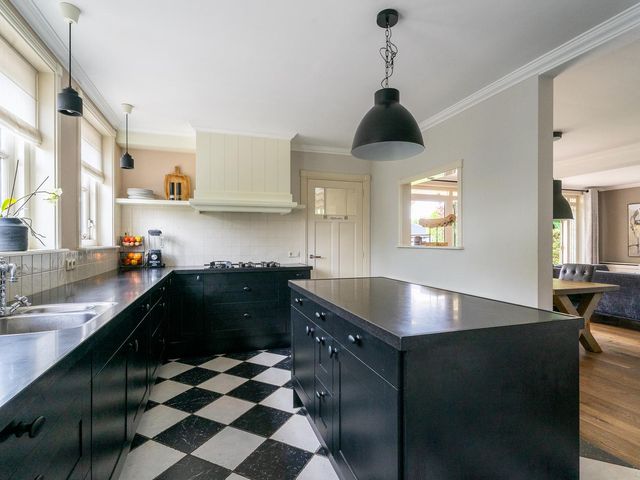 Burgemeester Honijkstr 41, Venhuizen