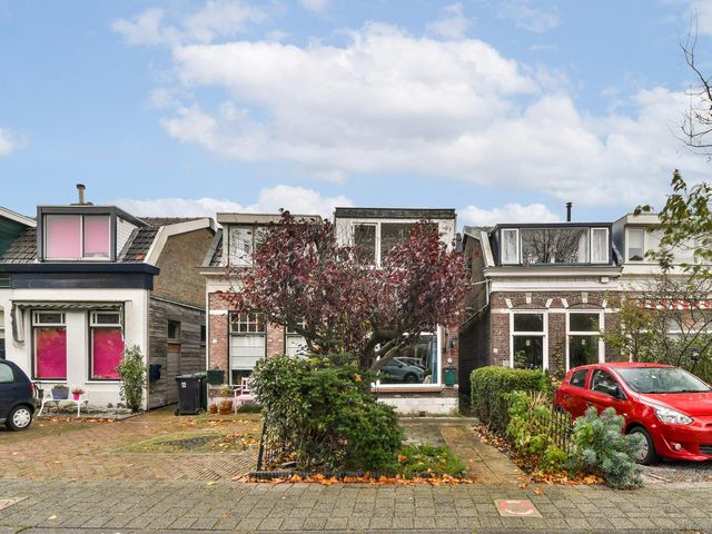 Wethouder Venteweg 12, Gouda