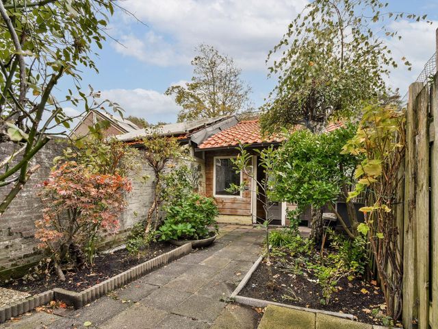 Wethouder Venteweg 12, Gouda