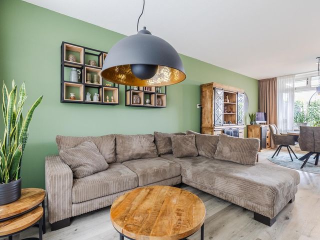 Atlaslaan 1, Hoogeveen