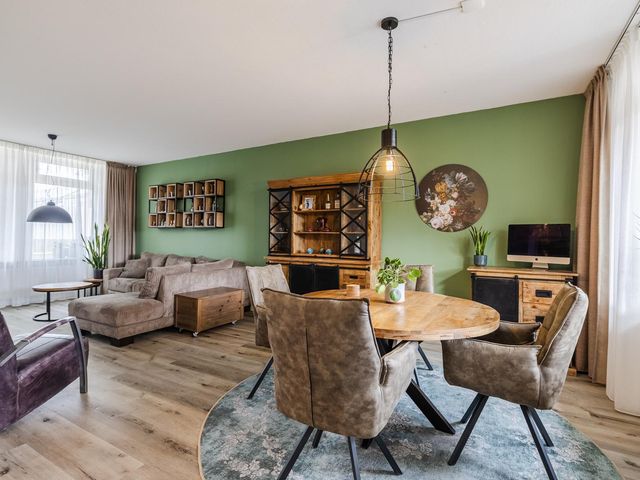 Atlaslaan 1, Hoogeveen