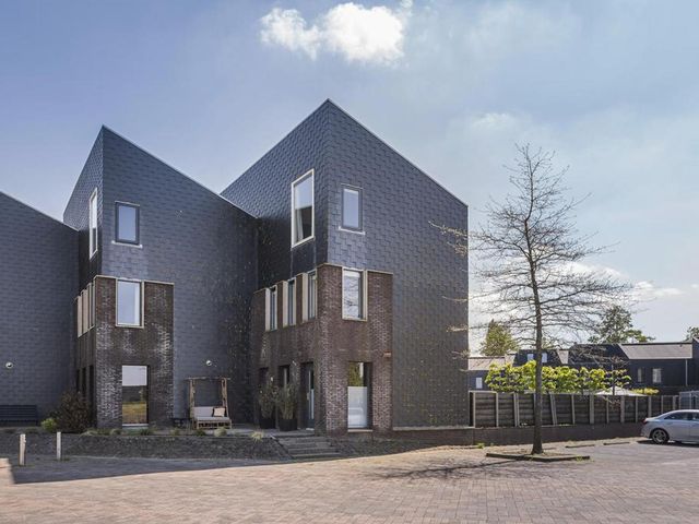 Lisdodde 4, Zwolle