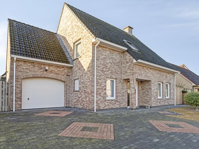 Vlasbloem 4, Heikant