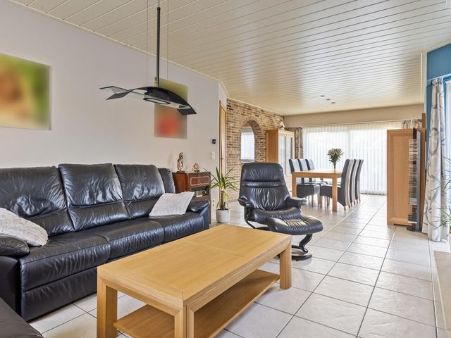 Vlasbloem 4, Heikant