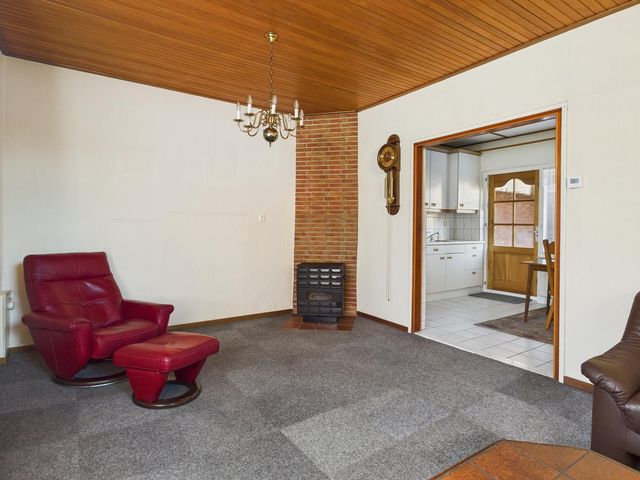 Oranjestraat 11, Sas Van Gent