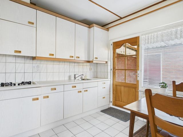 Oranjestraat 11, Sas Van Gent