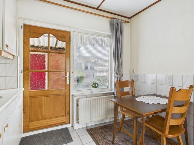 Oranjestraat 11, Sas Van Gent