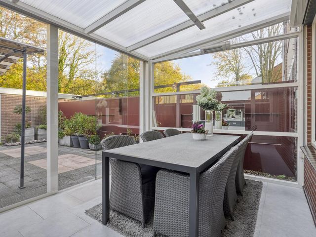 Olmenstraat 27, Vogelwaarde