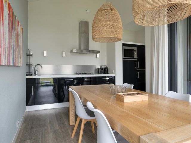 Oesterdam 63, Tholen