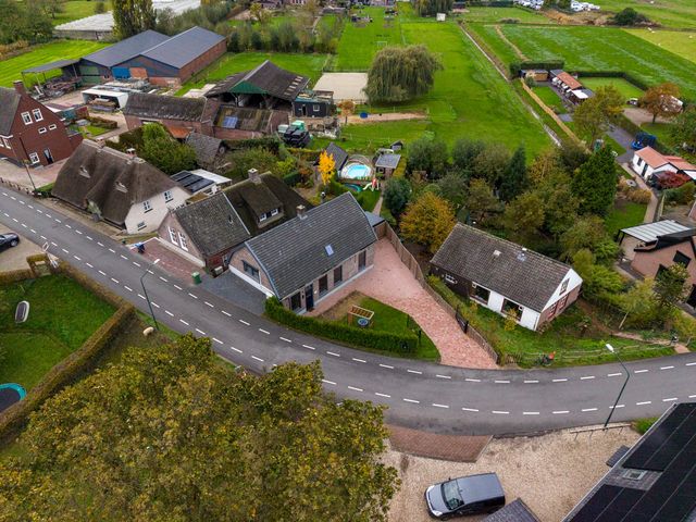 Maasdijk 229, Wijk en Aalburg