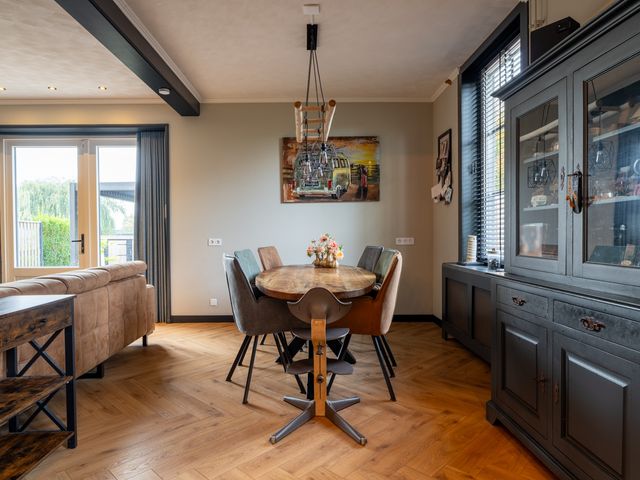 Maasdijk 229, Wijk en Aalburg