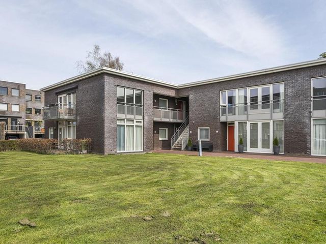 Puntkroos 50, Zwolle