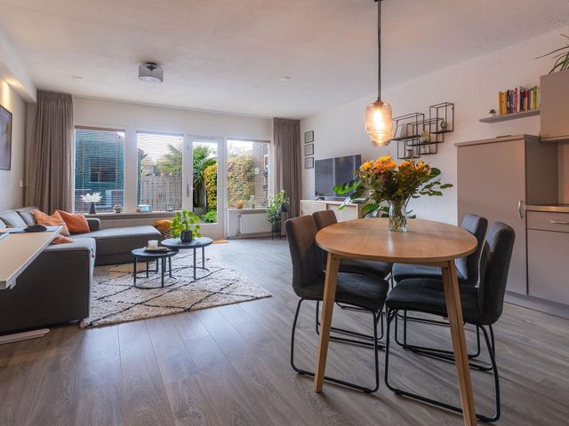 De Wieken 100, Hoorn