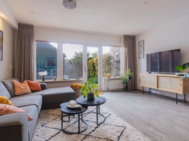 De Wieken 100, Hoorn