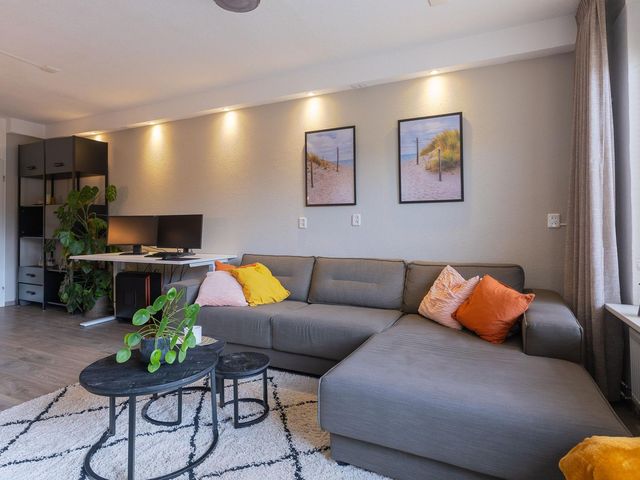 De Wieken 100, Hoorn