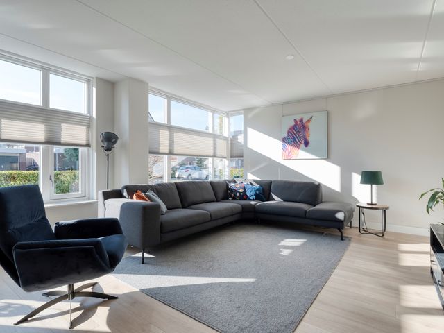 Van Laarstraat 6, Hardenberg