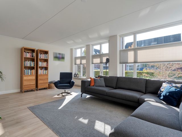 Van Laarstraat 6, Hardenberg