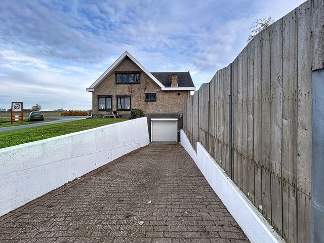 Sint Pietersdijk 1, Biervliet