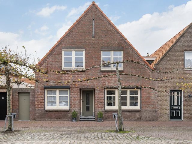 Voorstraat 6, Stavenisse