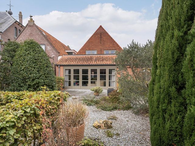 Voorstraat 6, Stavenisse