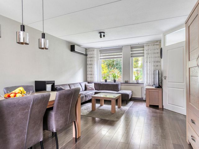 Hermelijnsingel 20, Bergen L