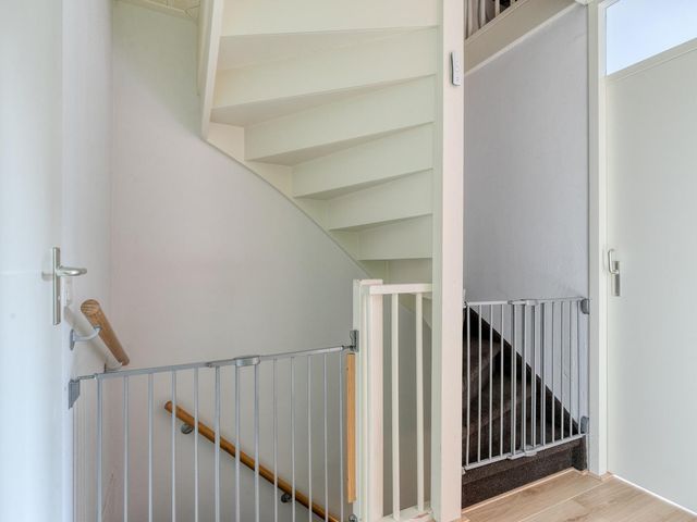 Hermelijnsingel 20, Bergen L