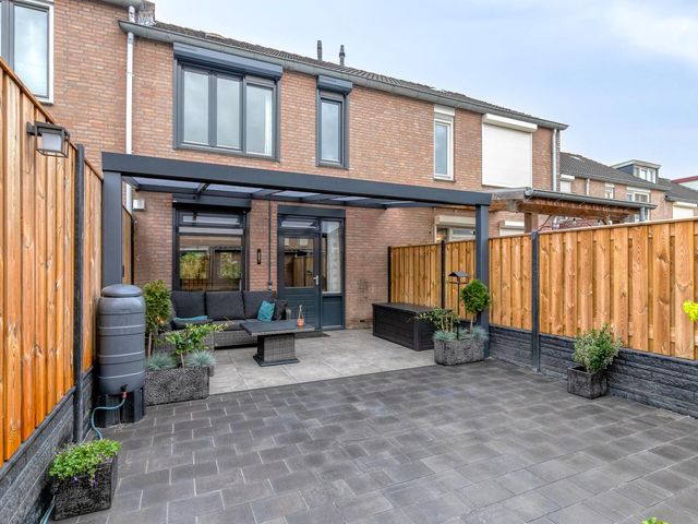 Hermelijnsingel 20, Bergen L