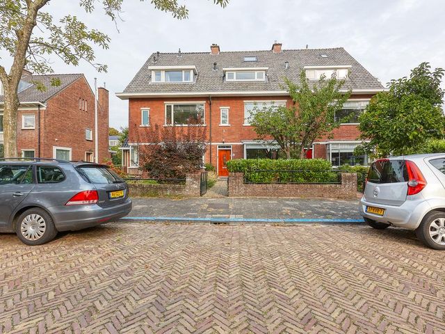 van Pabstlaan 17, Voorburg