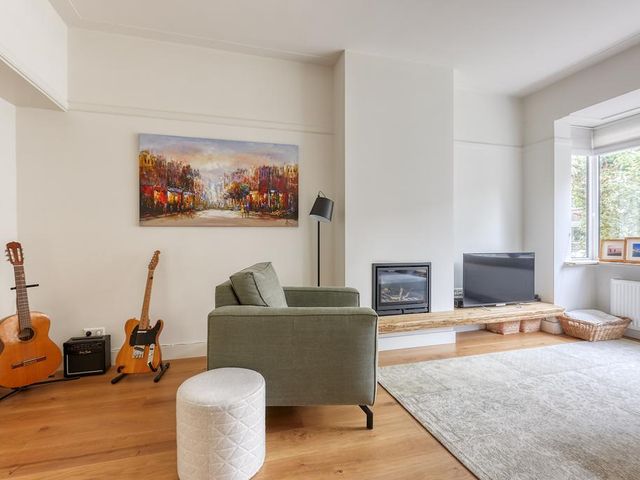 van Pabstlaan 17, Voorburg