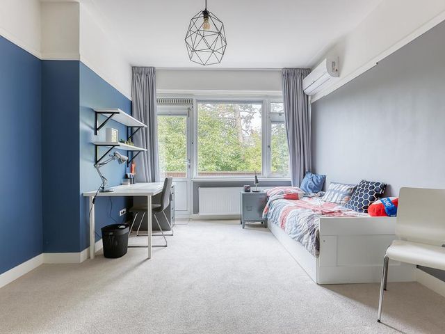 van Pabstlaan 17, Voorburg