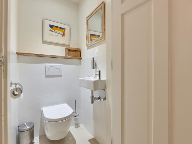 van Pabstlaan 17, Voorburg