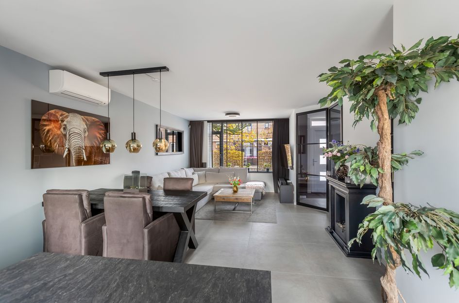 Van Vollenhovenstraat 10