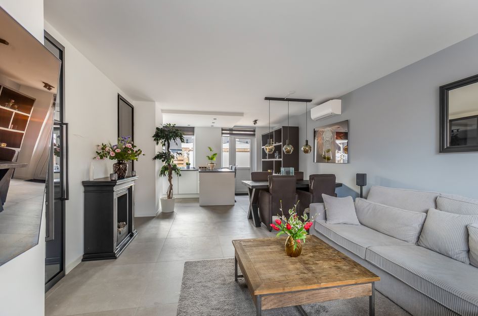 Van Vollenhovenstraat 10