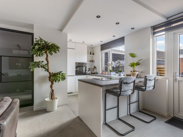 Van Vollenhovenstraat 10, Piershil